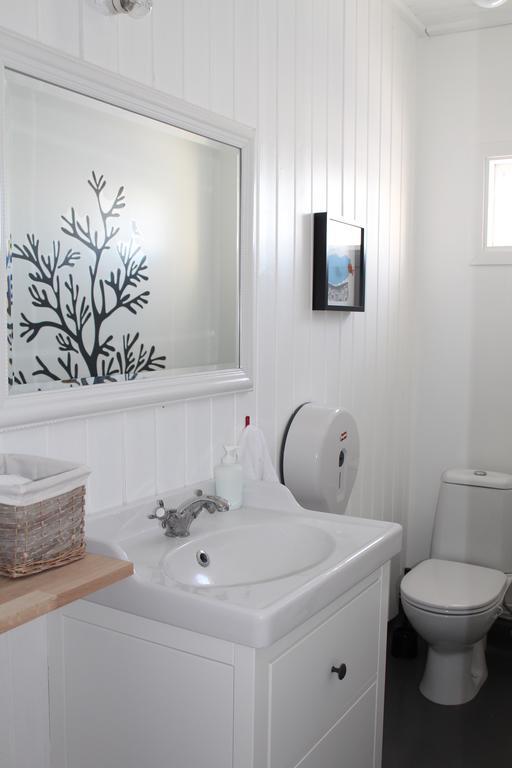 אקורירי Lonsa Guesthouse מראה חיצוני תמונה