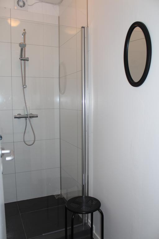 אקורירי Lonsa Guesthouse מראה חיצוני תמונה