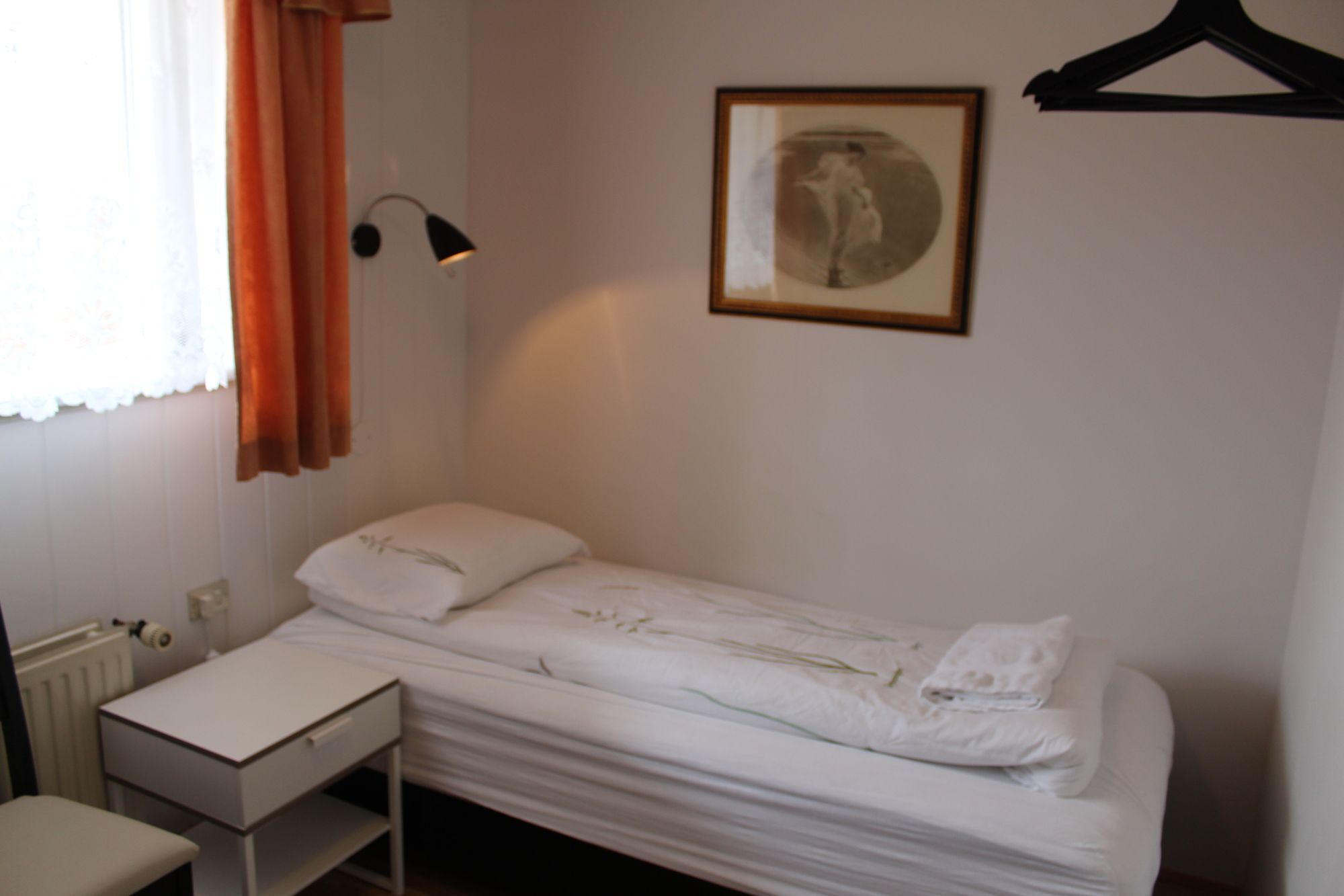 אקורירי Lonsa Guesthouse מראה חיצוני תמונה