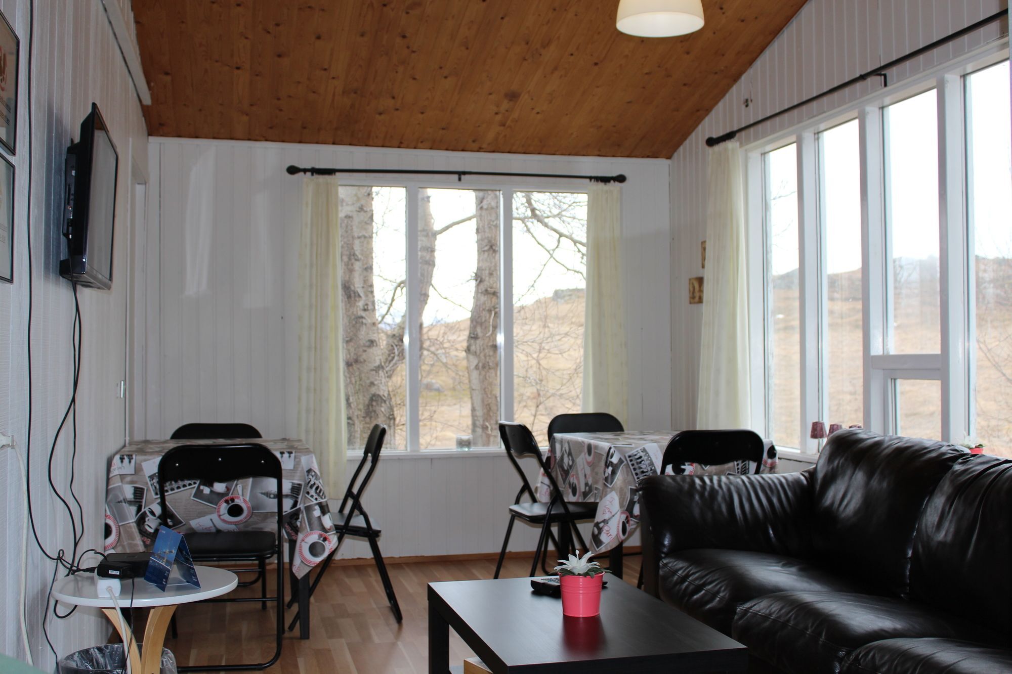 אקורירי Lonsa Guesthouse מראה חיצוני תמונה