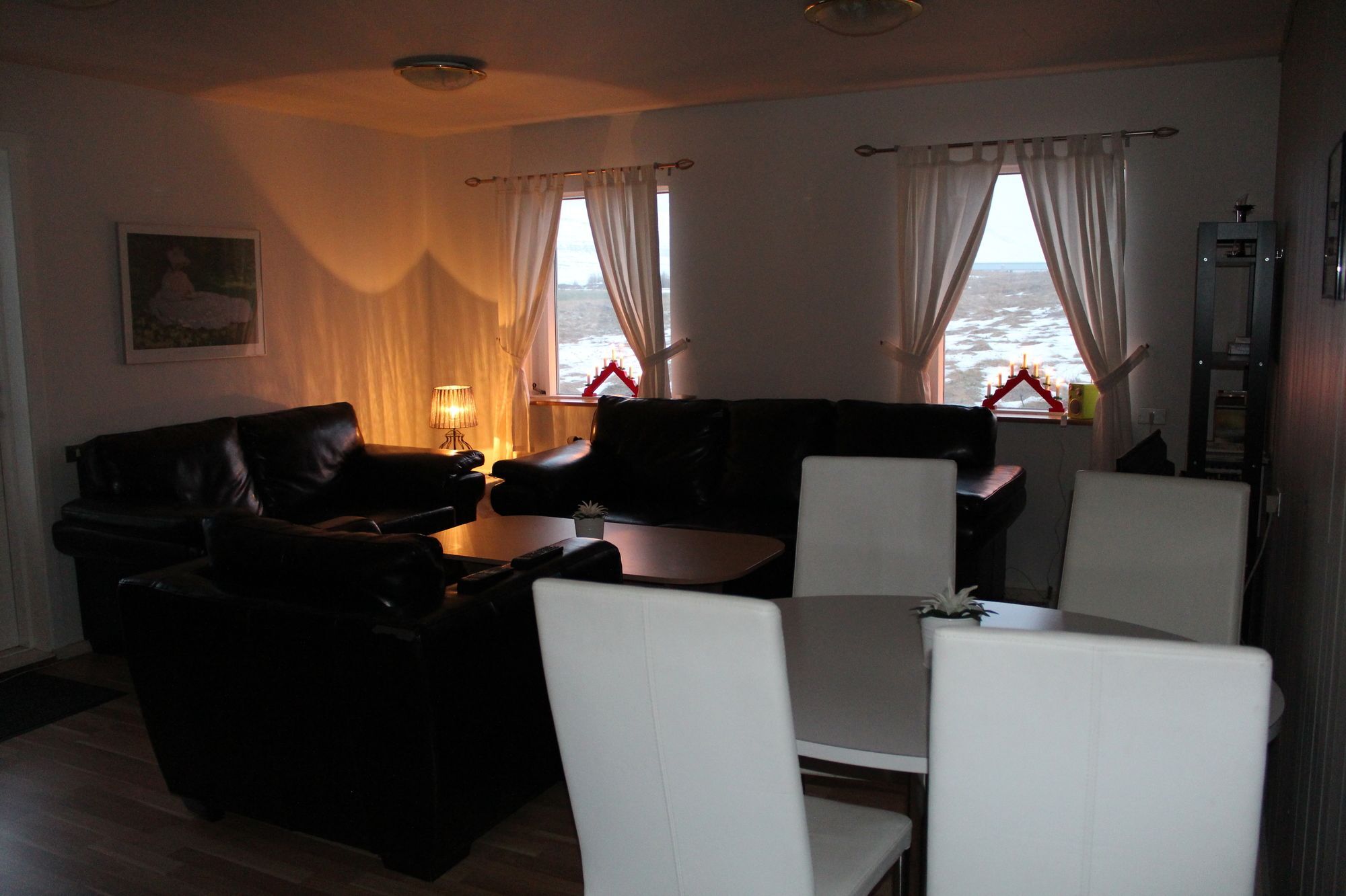 אקורירי Lonsa Guesthouse מראה חיצוני תמונה